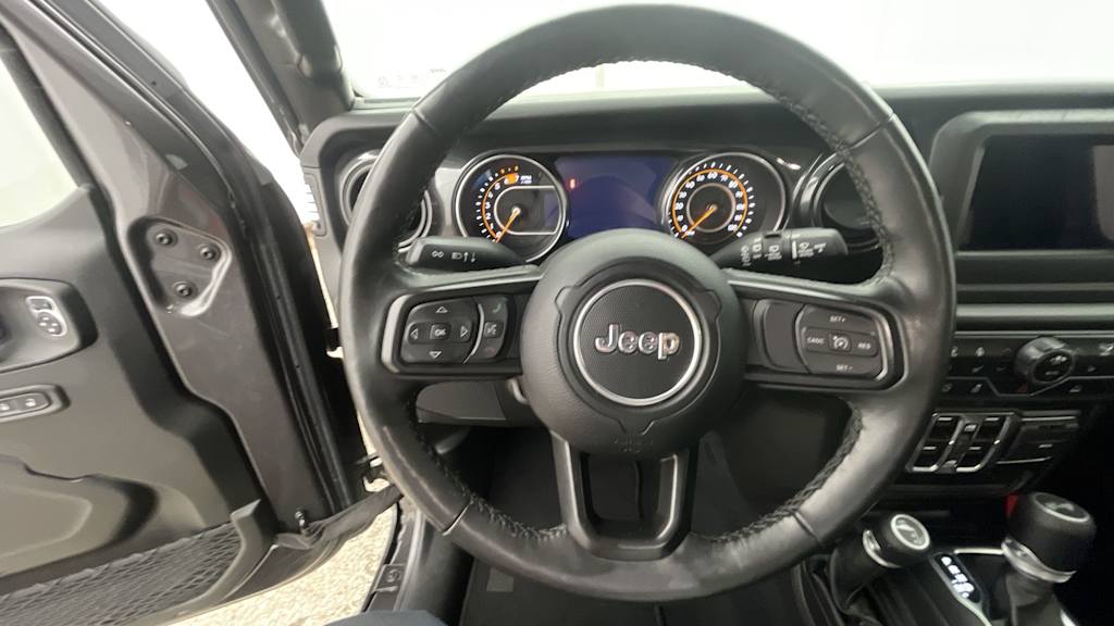 Thumbnail: 2022 Jeep Wrangler - 8