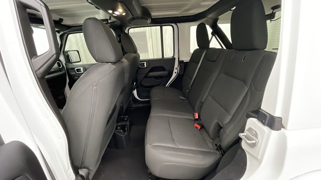 Thumbnail: 2020 Jeep Wrangler - 11