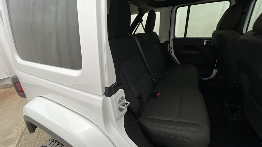 Thumbnail: 2020 Jeep Wrangler - 22