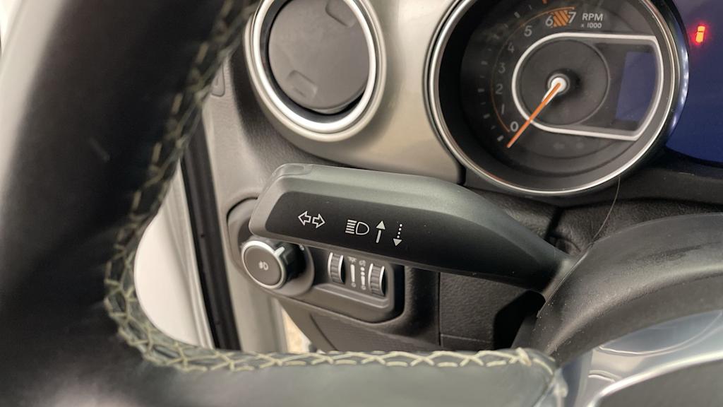 Thumbnail: 2020 Jeep Wrangler - 13