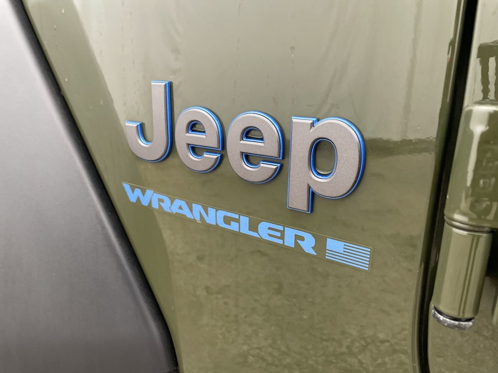 Thumbnail: 2023 Jeep Wrangler - 37