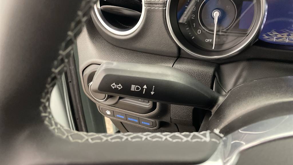 Thumbnail: 2023 Jeep Wrangler - 28