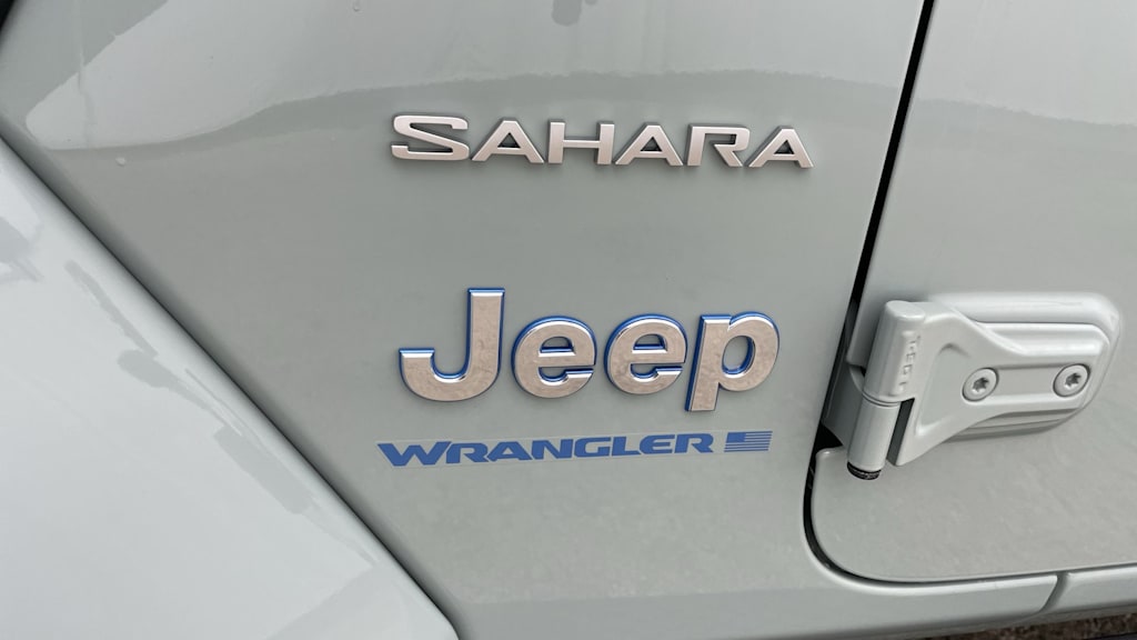 Thumbnail: 2023 Jeep Wrangler - 6