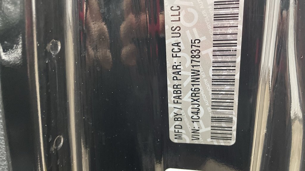 Thumbnail: 2022 Jeep Wrangler - 20