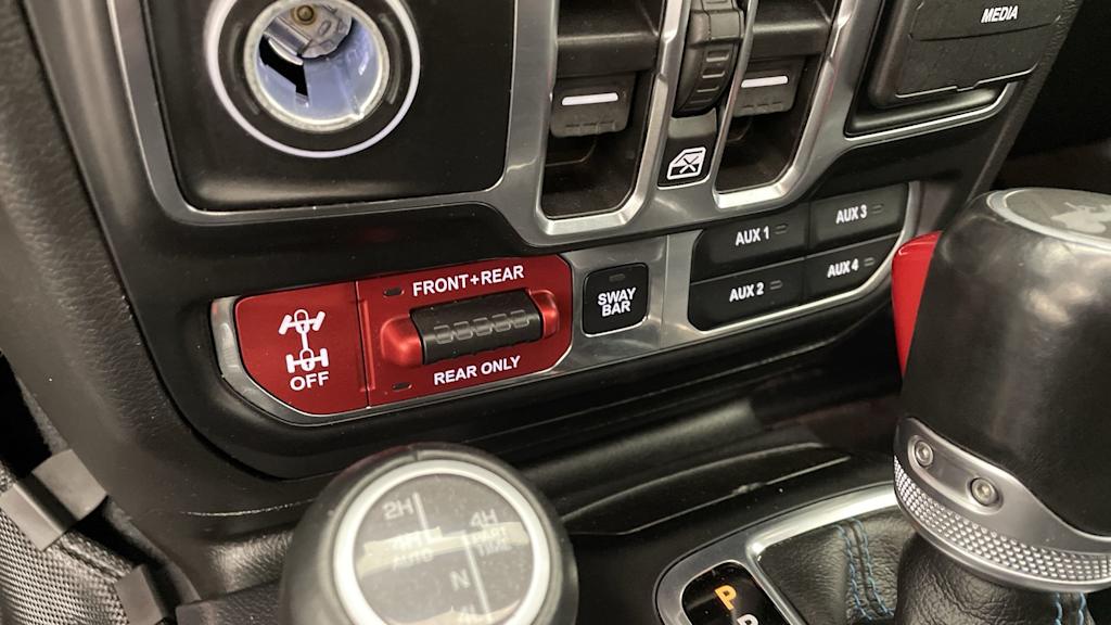 Thumbnail: 2022 Jeep Wrangler - 32