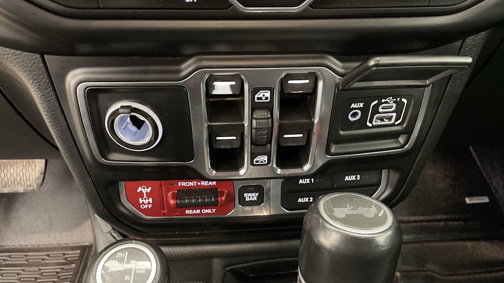 Thumbnail: 2022 Jeep Wrangler - 29