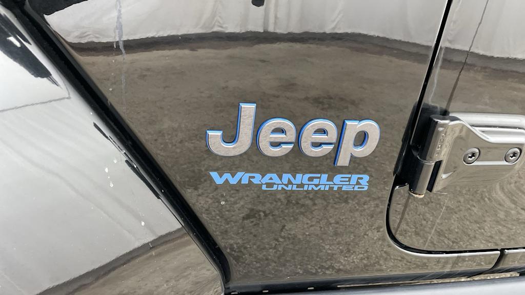 Thumbnail: 2022 Jeep Wrangler - 6