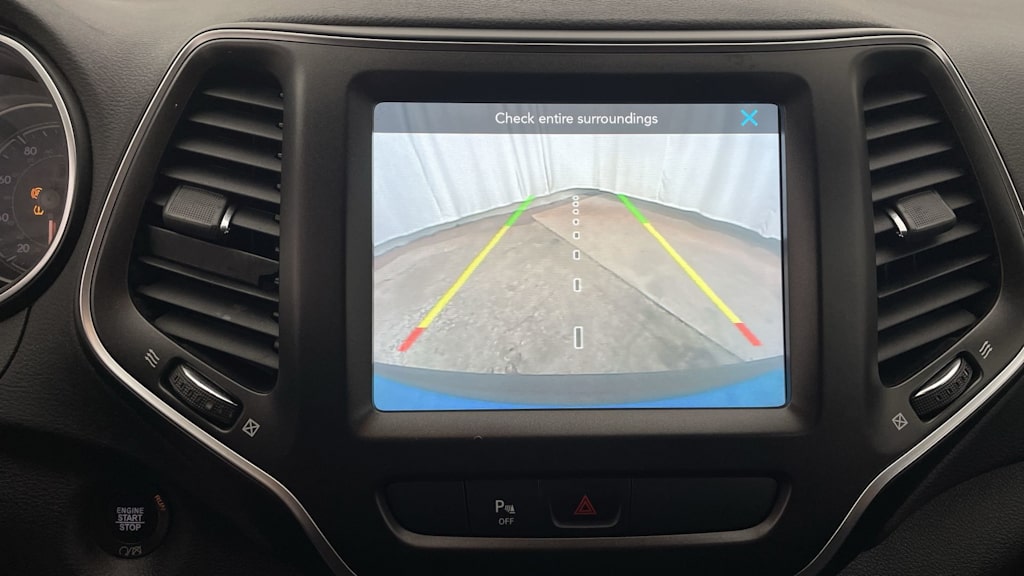 Thumbnail: 2019 Jeep Cherokee - 14