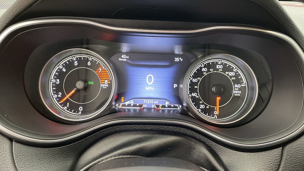 Thumbnail: 2020 Jeep Cherokee - 16