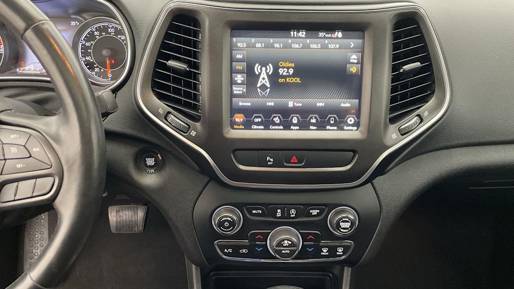 Thumbnail: 2020 Jeep Cherokee - 29