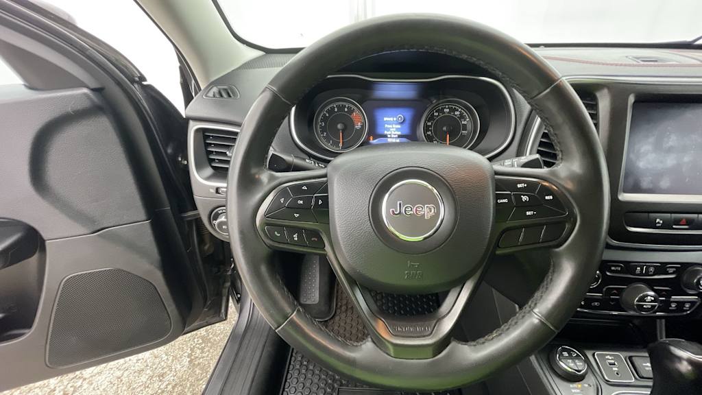 Thumbnail: 2022 Jeep Cherokee - 9