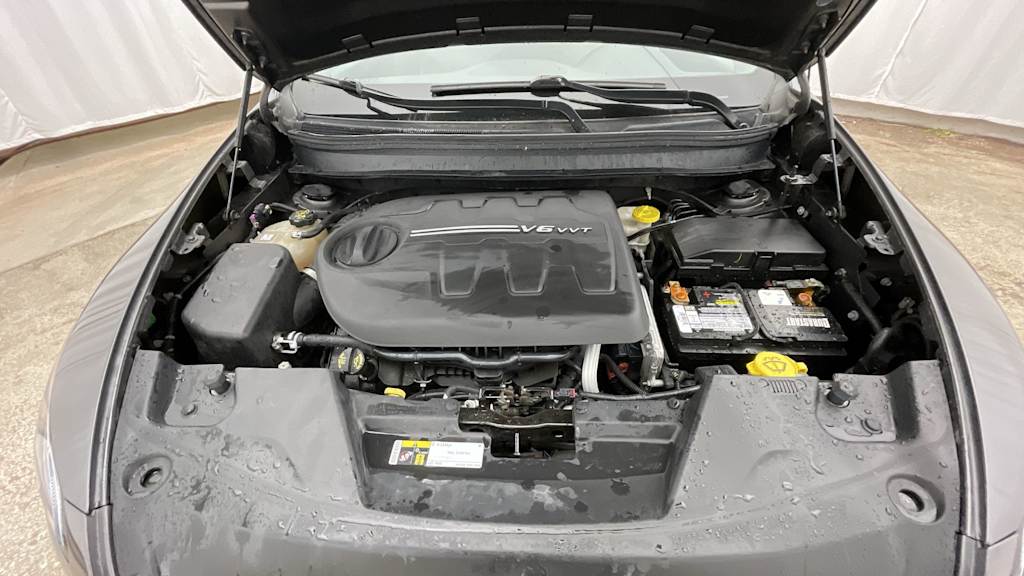 Thumbnail: 2018 Jeep Cherokee - 8