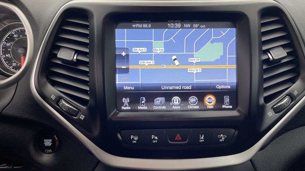 Thumbnail: 2018 Jeep Cherokee - 14