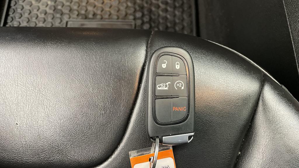 Thumbnail: 2020 Jeep Cherokee - 18