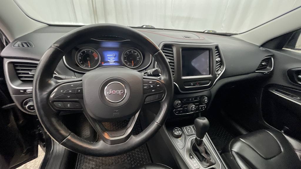 Thumbnail: 2020 Jeep Cherokee - 2