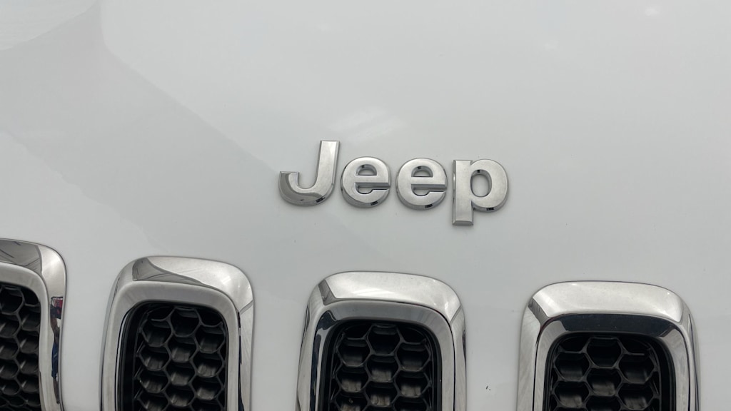 Thumbnail: 2018 Jeep Cherokee - 39