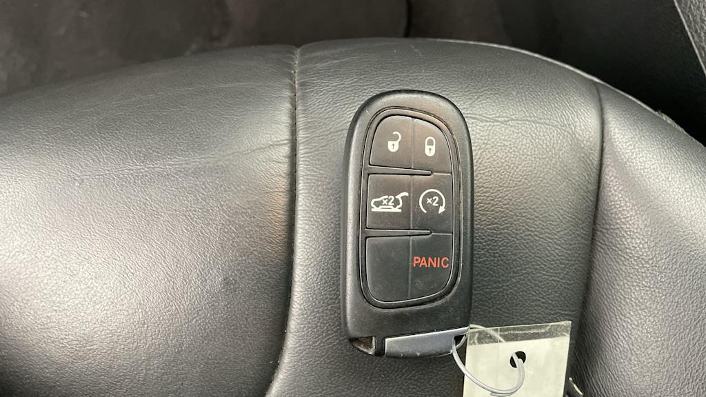 Thumbnail: 2018 Jeep Cherokee - 17