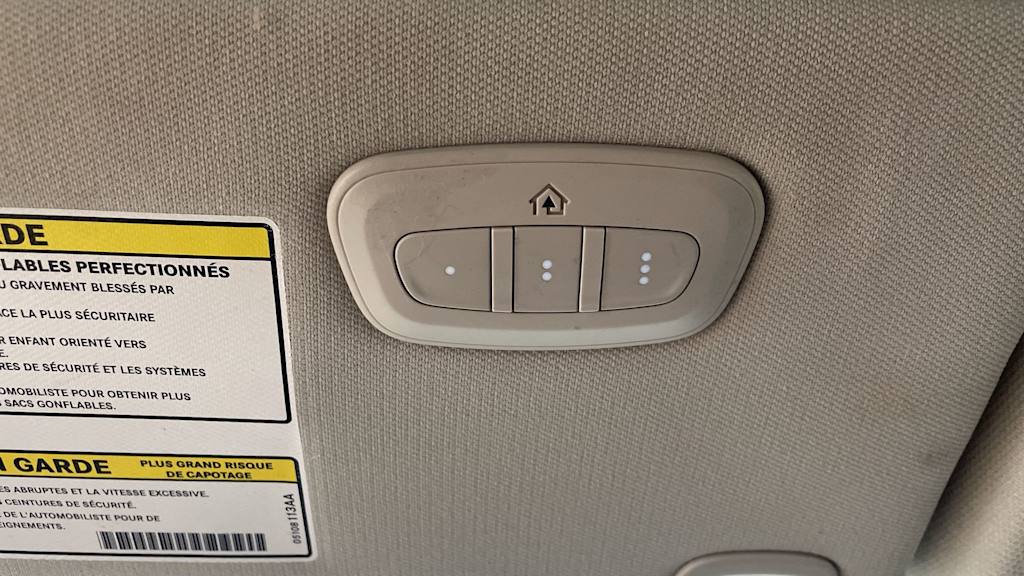 Thumbnail: 2015 Jeep Cherokee - 33