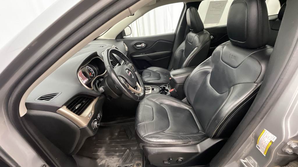 Thumbnail: 2015 Jeep Cherokee - 11