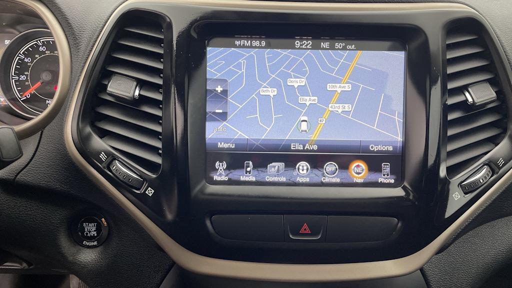 Thumbnail: 2015 Jeep Cherokee - 14