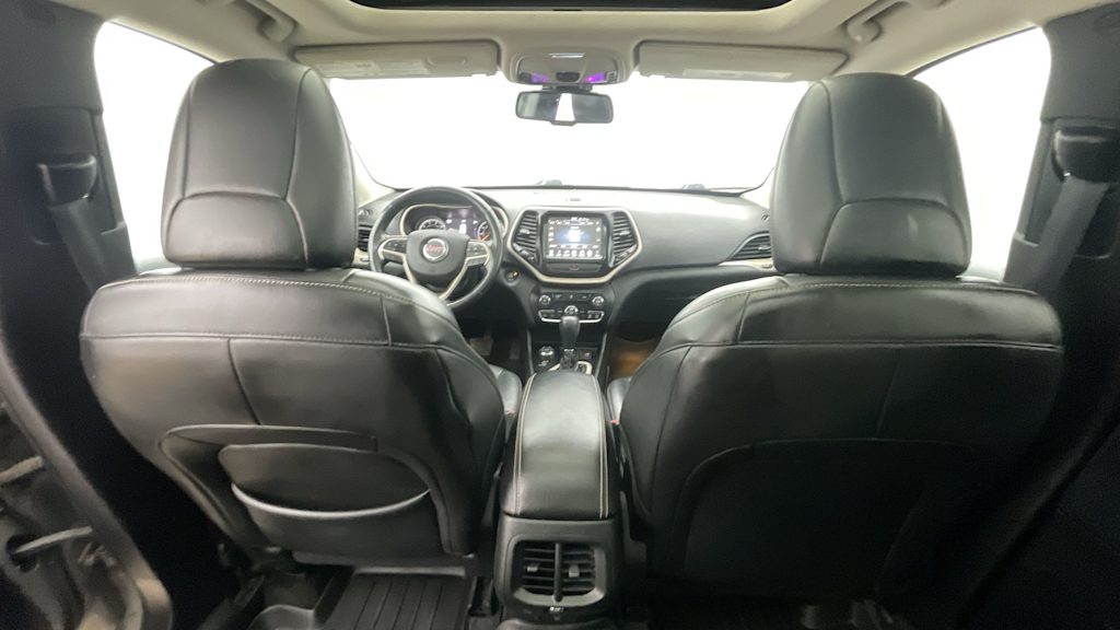 Thumbnail: 2015 Jeep Cherokee - 9