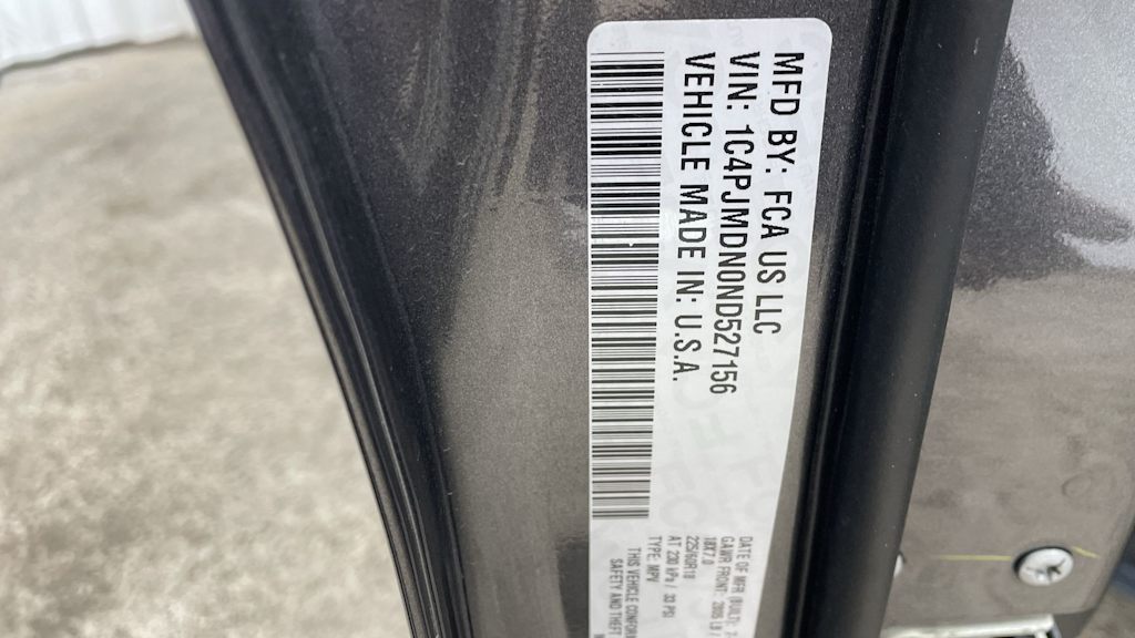 Thumbnail: 2022 Jeep Cherokee - 18