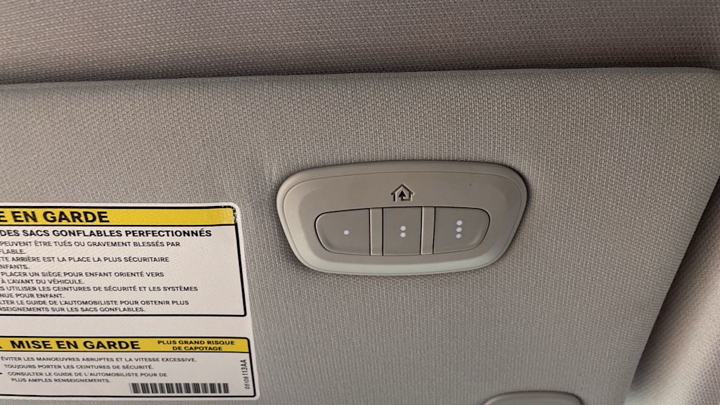 Thumbnail: 2022 Jeep Cherokee - 32