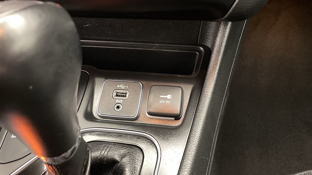 Thumbnail: 2023 Jeep Cherokee - 29