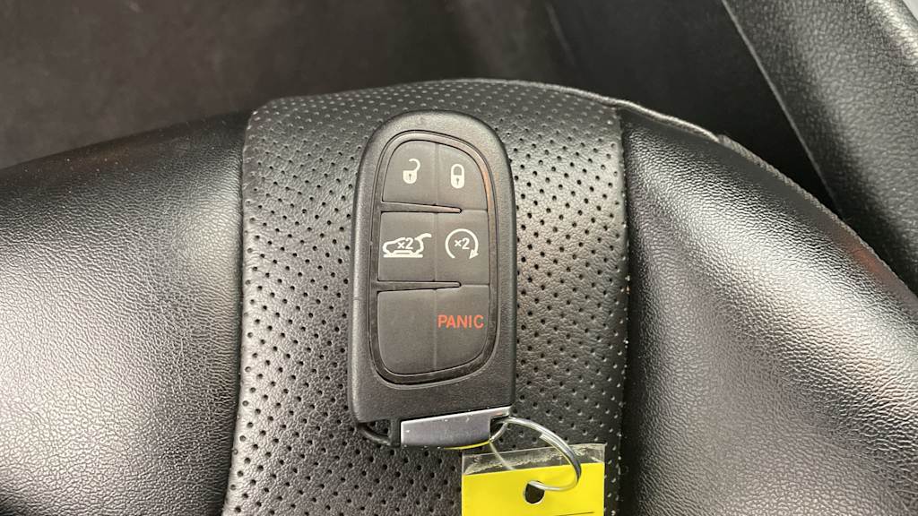 Thumbnail: 2023 Jeep Cherokee - 18