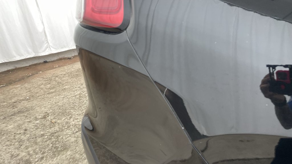 Thumbnail: 2023 Jeep Cherokee - 42