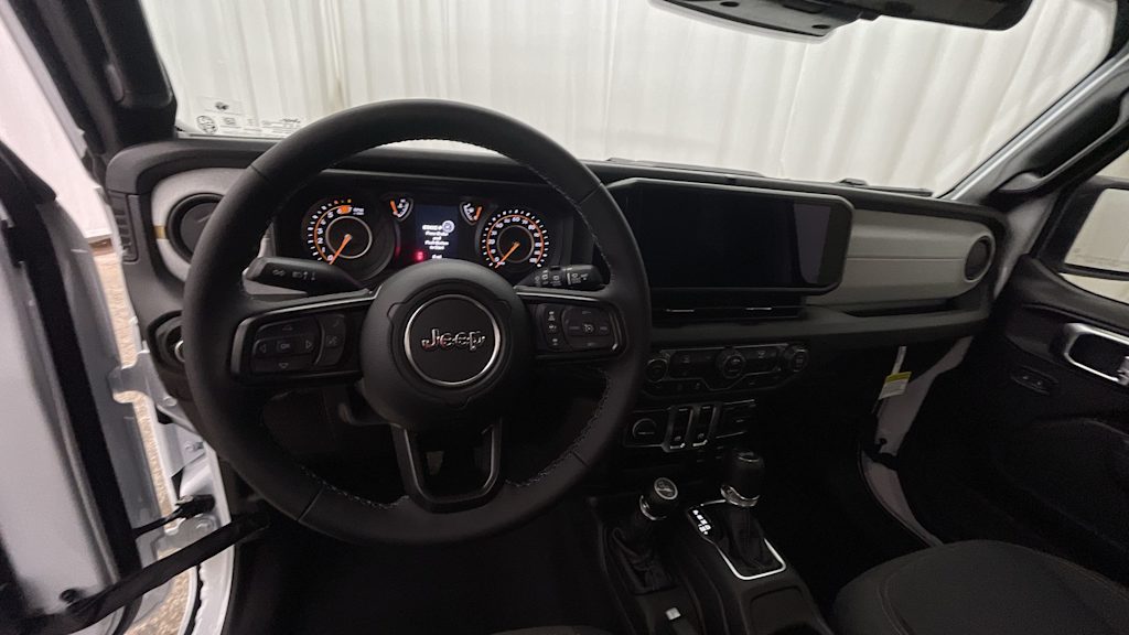 Thumbnail: 2026 Jeep Wrangler - 2