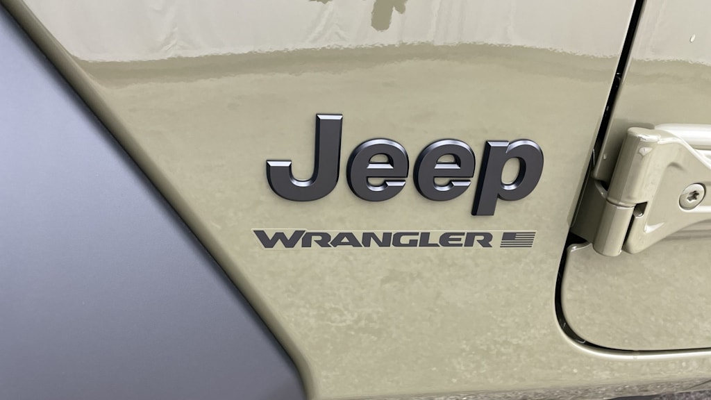 Thumbnail: 2026 Jeep Wrangler - 6