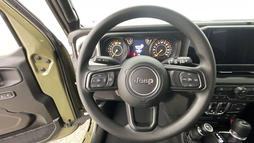 Thumbnail: 2026 Jeep Wrangler - 9