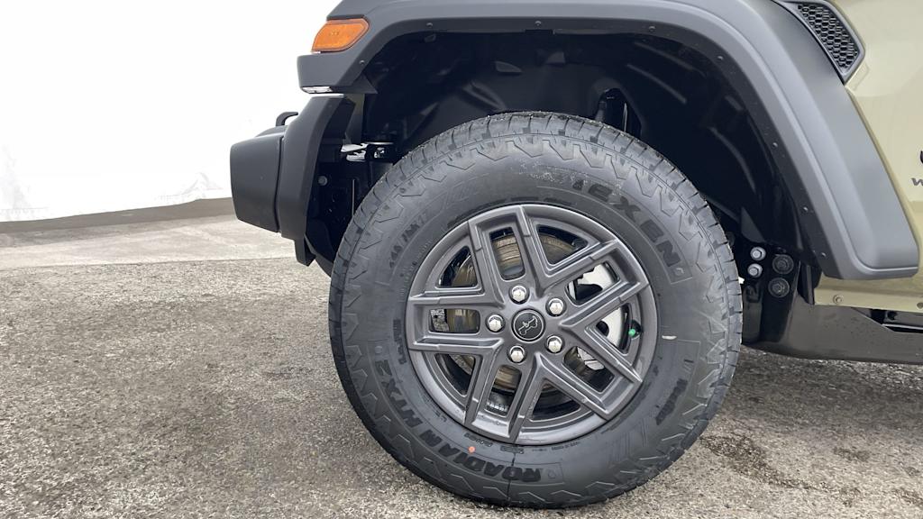 Thumbnail: 2026 Jeep Wrangler - 7