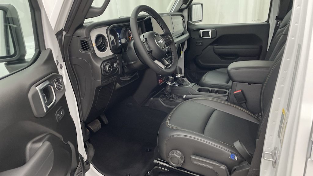 Thumbnail: 2026 Jeep Wrangler - 9