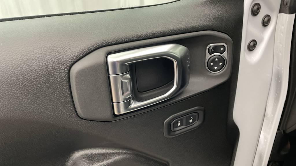 Thumbnail: 2026 Jeep Wrangler - 18