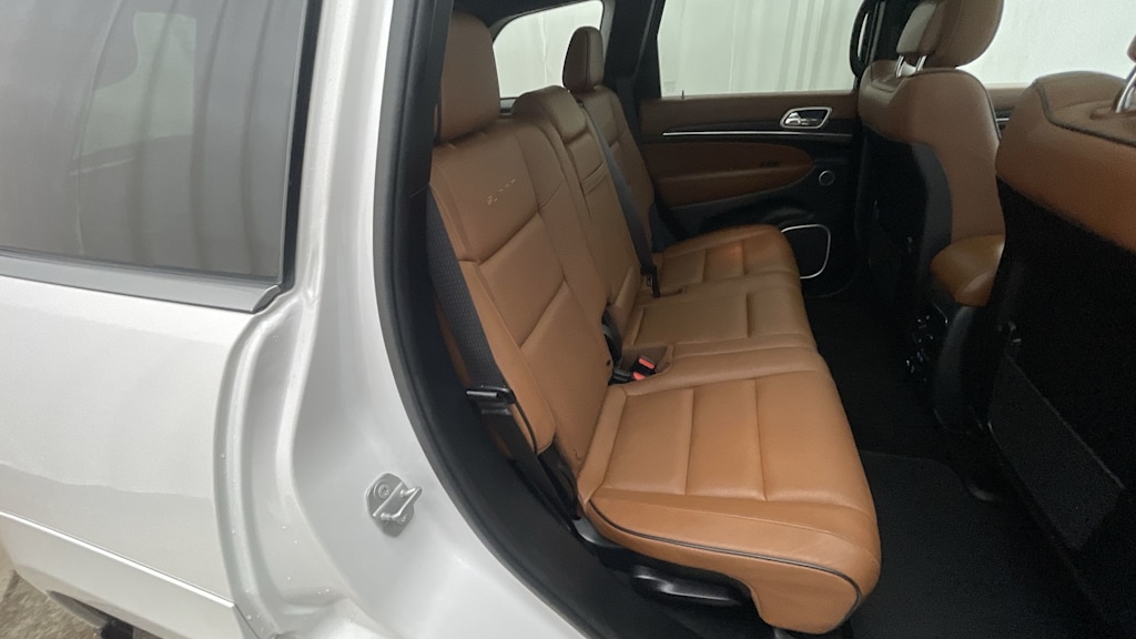 Thumbnail: 2020 Jeep Grand Cherokee - 23