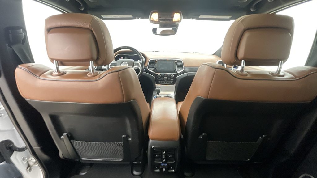 Thumbnail: 2020 Jeep Grand Cherokee - 9