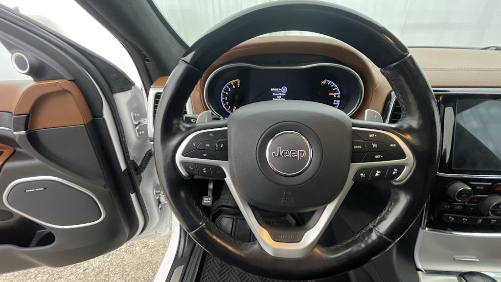 Thumbnail: 2020 Jeep Grand Cherokee - 13