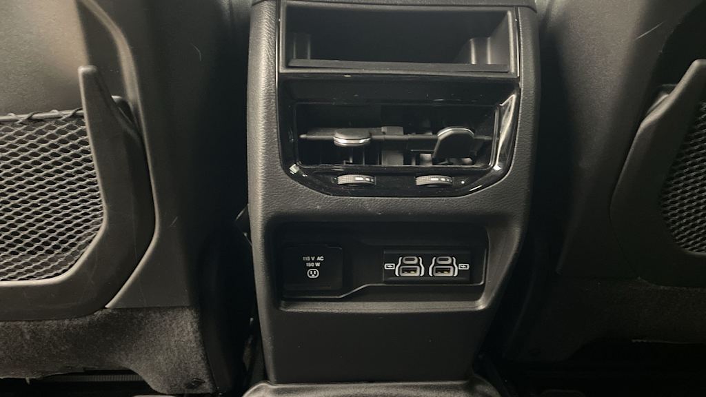 Thumbnail: 2023 Jeep Grand Cherokee - 33