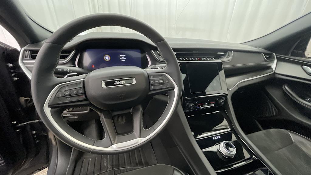 Thumbnail: 2023 Jeep Grand Cherokee - 2