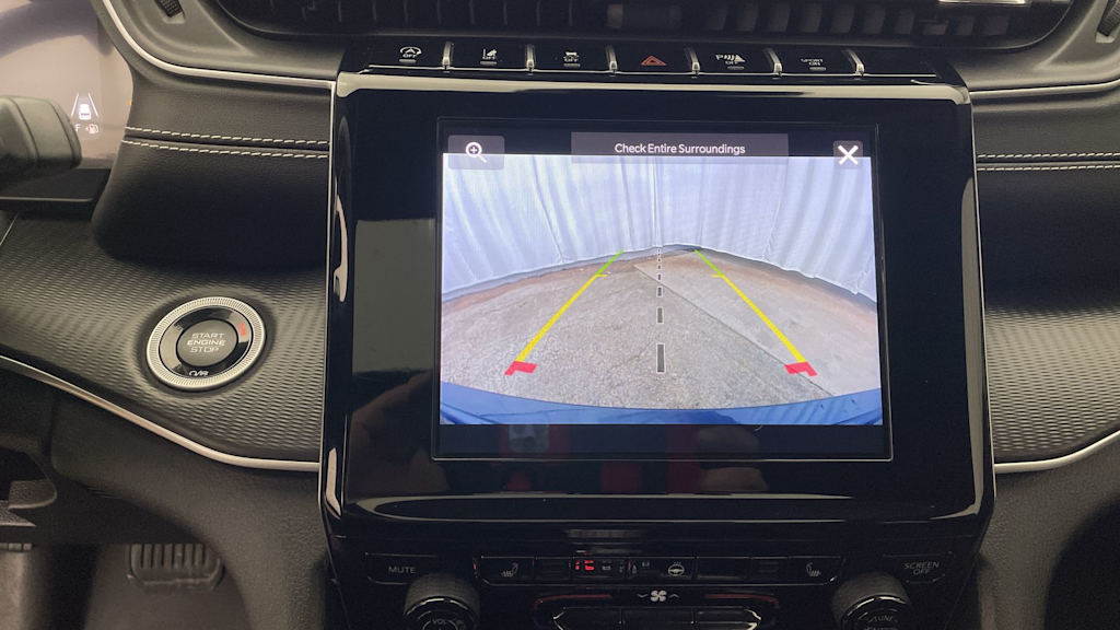 Thumbnail: 2023 Jeep Grand Cherokee - 15