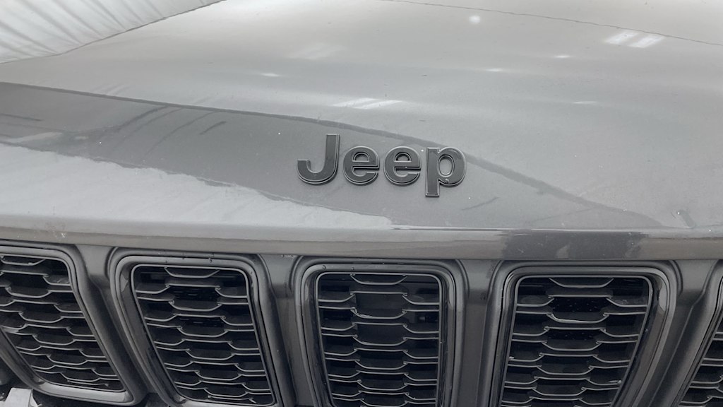 Thumbnail: 2023 Jeep Grand Cherokee - 39