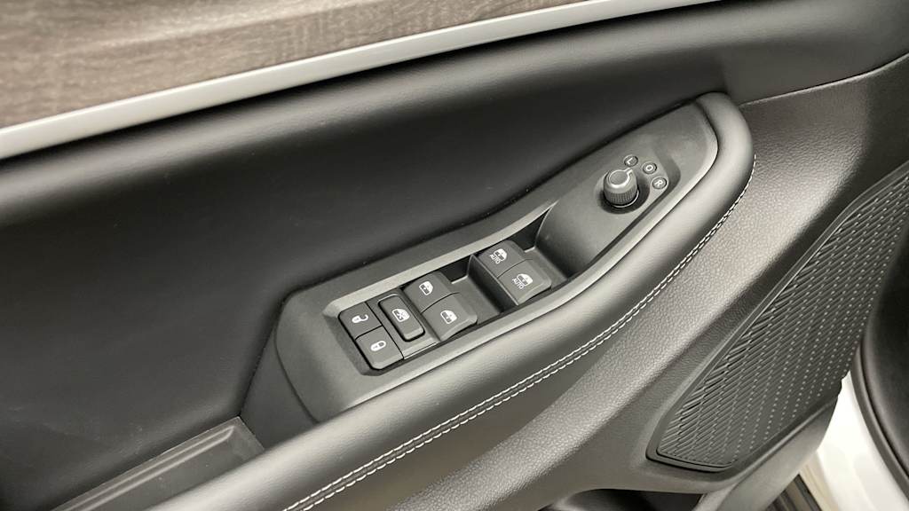 Thumbnail: 2026 Jeep Grand Cherokee - 22