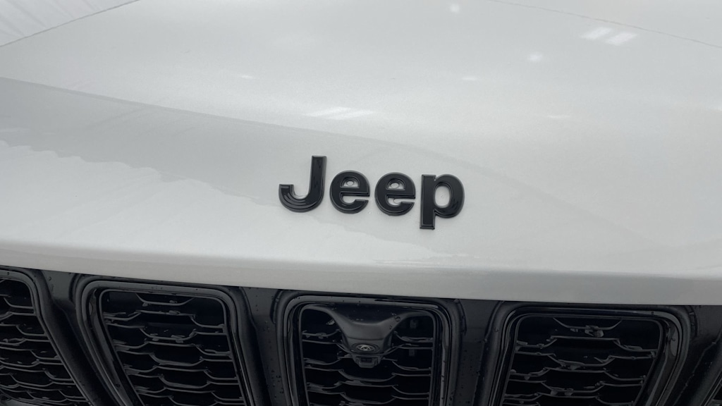 Thumbnail: 2025 Jeep Grand Cherokee - 43