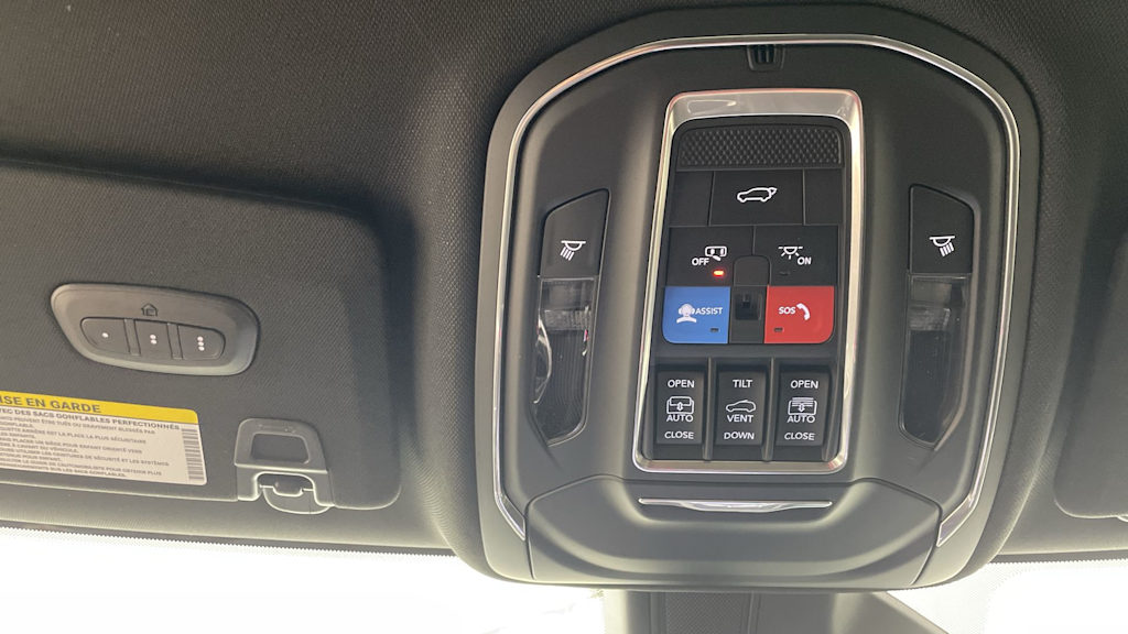 Thumbnail: 2025 Jeep Grand Cherokee - 33