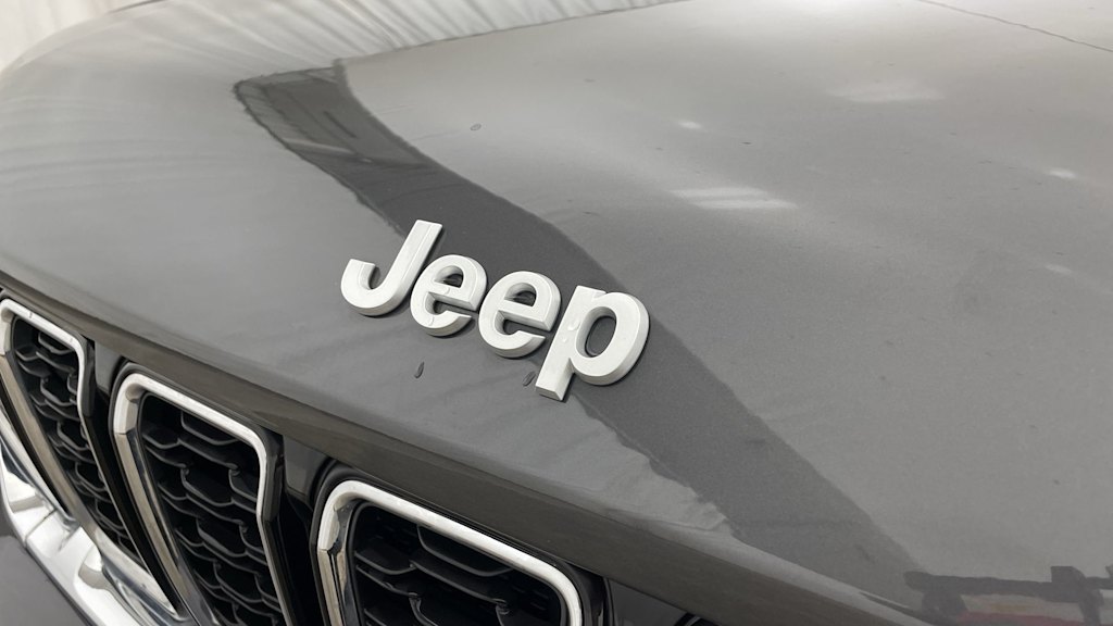 Thumbnail: 2024 Jeep Grand Cherokee - 40