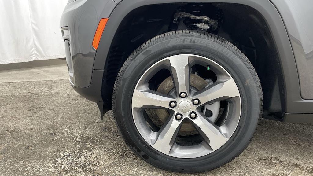 Thumbnail: 2026 Jeep Grand Cherokee - 7