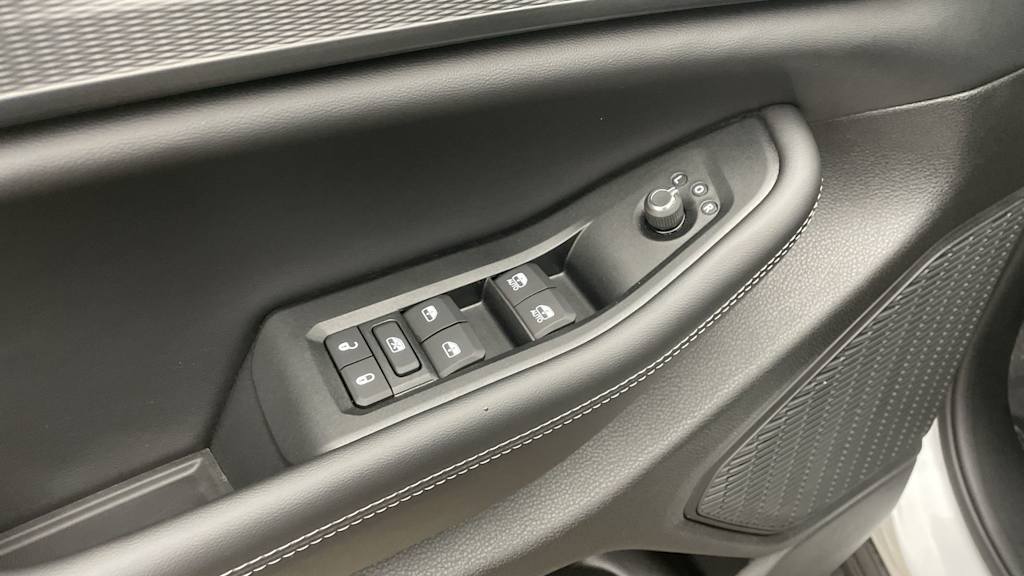 Thumbnail: 2026 Jeep Grand Cherokee L - 20