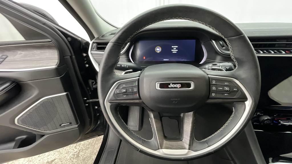 Thumbnail: 2022 Jeep Grand Cherokee L - 13